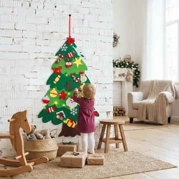 Vánoční dekorace Filcový vánoční stromek s filcovými doplňky a LED řetězem ALTOM DESIGN 110 cm zelený