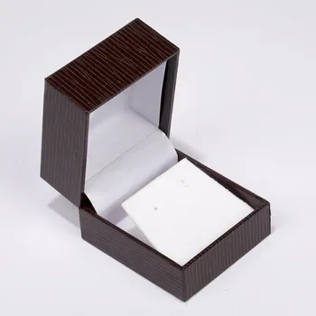 Dárková krabička My Moldavite Dárková krabička hnědá koženková na náušnice - přívěsek