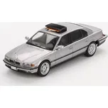 BMW 750IL "Tomorrow Never Dies" James Bond 007 English 1:64 - MiniGT BMW 750 James Bond - kovový model