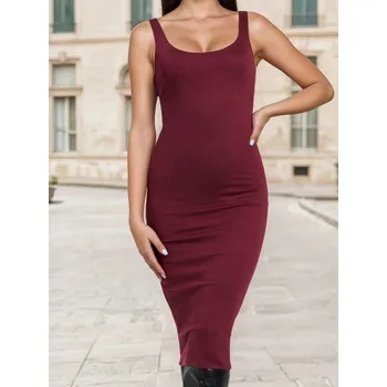 Dámské šaty Sinsay - Klasické midi šaty na ramínkách s viskózou - burgundy - 588FI-93J - 588FI-93J-XL