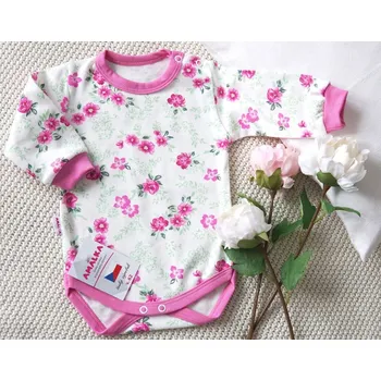 Kojenecký body AMÁLKA Bavlněné body dlouhý rukáv, růžové květinky Velikost: 56