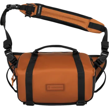 turistický batoh WANDRD ROGUE Sling 6L Sedona Orange