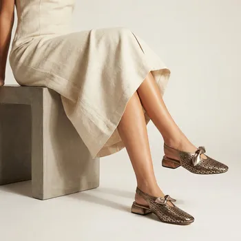 Dámské sandále Dámské bronzové lodičky Letizia s otevřenou patou a mašlí na nártu Velikost: 39