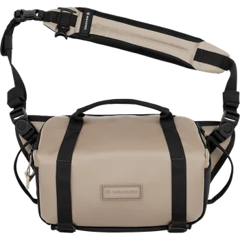 turistický batoh WANDRD ROGUE Sling 6L Yuma Tan