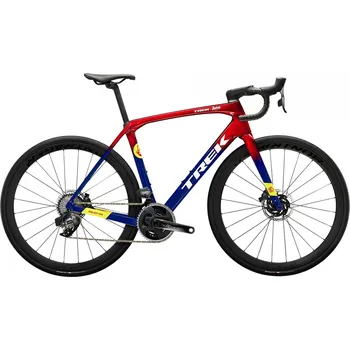 Silniční kolo TREK Domane SLR 7 eTap Gen 4 2023 metallic red smoke to blue smoke fade, 56