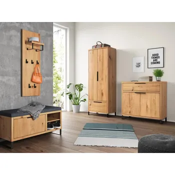 Předsíňová stěna Předsíňová stěna masiv Victoria divoký dub