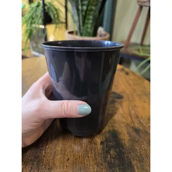 Černý hluboký sázecí květináč 1L