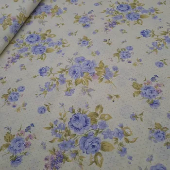 Pro útulný domov bavlněná látka RŮŽE MODRÉ NA SMETANOVÉ