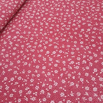 Pro útulný domov bavlněná látka DROBNÉ KYTIČKY NA ČERVENÉ
