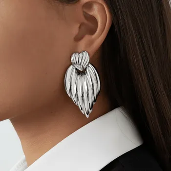 Náušnice Jedinečné visací náušnice „Božský sen“ z chirurgické oceli č. 1881