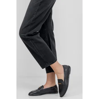 Dámské mokasíny s.Oliver kožené mokasíny 2177557.9999 černé Velikost: 41