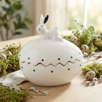 Velikonoční dekorace Bonboniera zajíc ODELO ROSS 15,3×12×15,5 cm bílá s černými puntíky