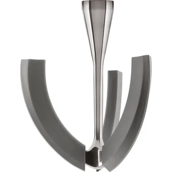 Šlehač Smeg Flex Edges je univerzální příslušenství určené pro stojanové mixéry Smeg. Díky flexibilním okrajům zajišťuje důkladné míchání a zároveň seškrabuje stěny mísy pro maximální efektivitu. Tento šlehač je ideální pro přípravu hladkých těst, krémů a