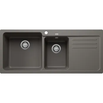 Varná deska Prostorný kuchyňský dřez navržený pro efektivní multitasking. Jeho hladký vnitřek a zvýšené okraje usnadňují čištění a zadržování vody. Elegantní profil doplňuje moderní kuchyňskou estetiku.