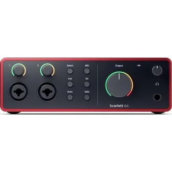 Zvuková karta Focusrite Scarlett 4i4 4th Gen USB zvuková karta (Jako nové)