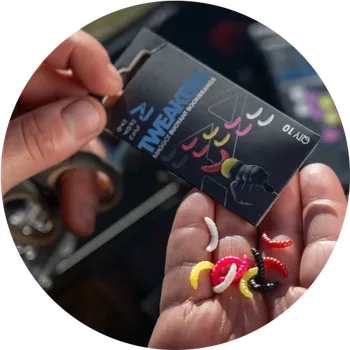 Nástraha One More Cast Umělá Nástraha Tweakers Maggot Boomerangs 10 ks