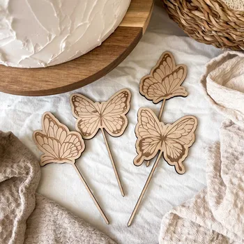 Dortová svíčka Dřevění motýlci na dort Woodify