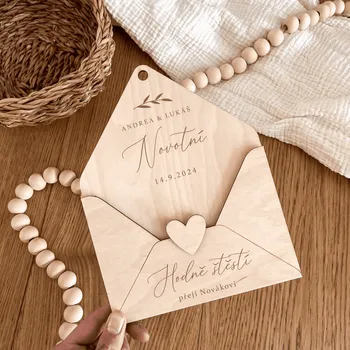 Svatební dekorace Woodify Dřevěná dárková svatební obálka List Varianta: Malá obálka