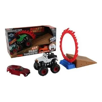 Samochód kaskaderski z akcesoriami