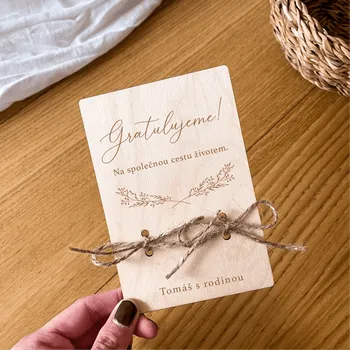 Woodify Dřevěná svatební dárková karta Věnce Velikost: Velikost S