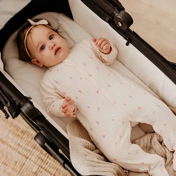 Kojenecký overall Overal overal vel 68 bavlna Eevi rozepínací meruňkový s květinami, možné vady