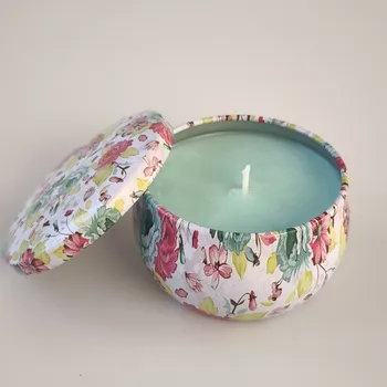 Svíčka Evička Candles Lilie vonná sójová svíčka v plechovce 65g - ručně vyráběná Barva: Modrá