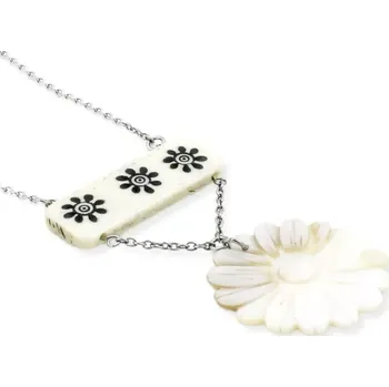 Náhrdelník Dámský náhrdelník s perleťovým květem