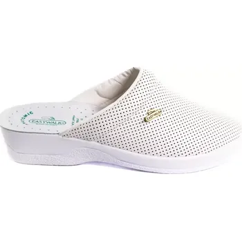 Dámské pantofle Dámské zdravotní pantofle na klínku v bílé barvě 40