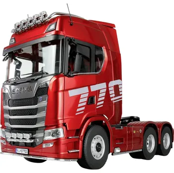 RC model auta Amewi 22703 Scania 770 S 6x6 1:14 elektrický RC model nákladního automobilu RtR vč. akumulátorů a nabíječky , se světelným efektem, se zvukovou funkcí