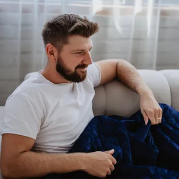 přikrývka SleepLab. Zátěžová deka Cool & Warm Blue 4 Kg