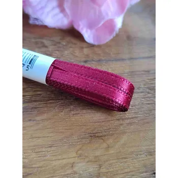 Stuha Atlasová stuha oboulící šíře 3 mm 3 metry bordó