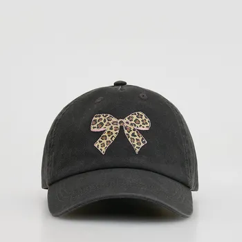 Čepice Reserved - Čepice s&nbsp;vysokým podílem bavlny a&nbsp;mašlí - černý - 629JK-99X - 629JK-99X-9Y1