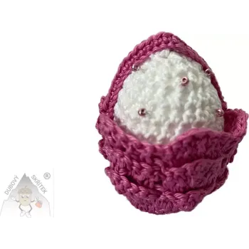 Velikonoční dekorace Dubový skřítek Háčkovaný mini košíček s vajíčkem tmavě růžový– jemná velikonoční ozdoba