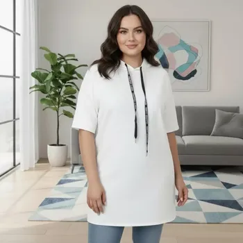 Dámská tunika Italská móda - Dámská bílá tunika s kapucí pro plnoštíhlé univerzální velikost XL - XXXL O1579