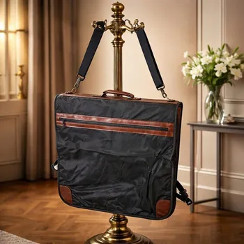 Snaha Jihlava Cestovní obal na na oděv s koženými akcenty Nové