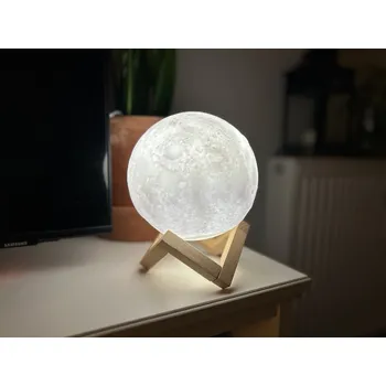 Lampička Nabíjecí LED lampa měsíc