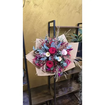 Dárková kytice extra - 9 růží