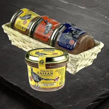 Dárkový potravinový koš Dárkový koš paštik FARMÁŘSKÝ 3x180g