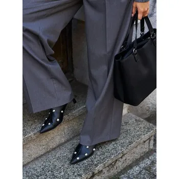 Dámská obuv Sinsay - Kotníkové boty z umělé kůže - černá - 010GP-99X - 010GP-99X-36