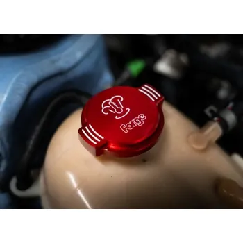 Expanzní nádoba chladiče Forge Motorsport hliníkové víčko nádobky chladicí kapaliny pro Hyundai Kona N, barva: červená