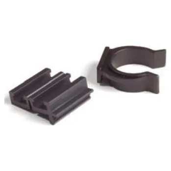 Nábytkové kování Držák soklu k nožce Häfele k našroubování