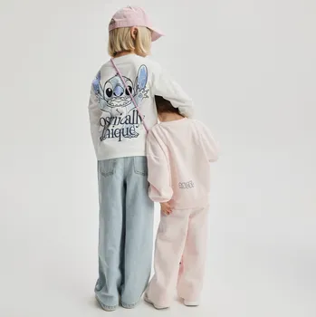 Dívčí mikina Reserved - Mikina Lilo a Stitch - pastelově růžová - 921HV-03X - 921HV-03X-104