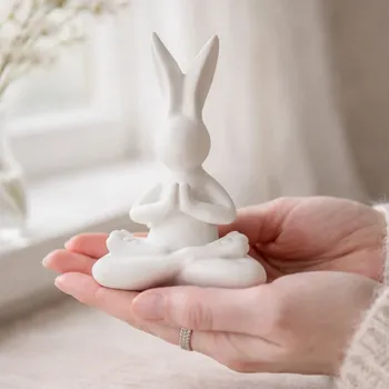 Velikonoční dekorace Majas Cottage Zajíček z keramiky Majas Yoga