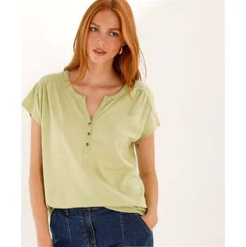 Jednobarevné tričko s výstřihem na knoflíčky zelená lipová 54