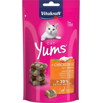 Pamlsek pro kočku Vitakraft Cat Yums kuře s kočičí trávou 40 g