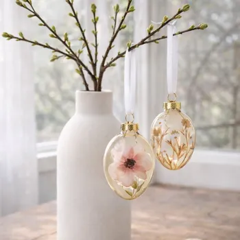 Velikonoční dekorace Wikholm Form Závěsné skleněné vejce s květinami sada