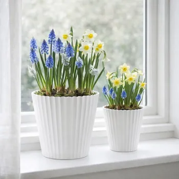 Držák na květináč a truhlík Wikholm Form Plastový obal sada Yodit bílo šedá melanž