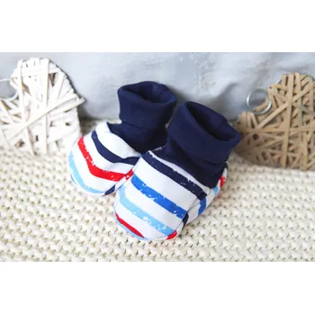 Capáčky AMÁLKA Bavlněné capáčky, barevné pruhy Velikost: 56-68