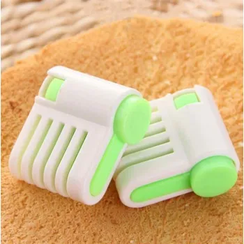 Kráječ na dort 10093 5 x 4, 5 x 2 cm bílý/zelený 