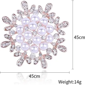 Vánoční dekorace Vánoční brož sněhová vločka perlová | šperk - Golden0263